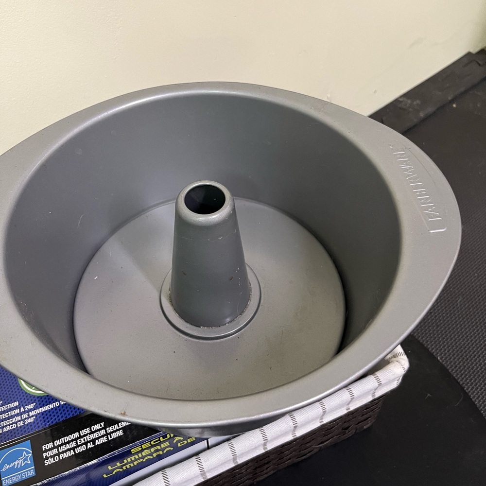 Farberware Angelfood Cake Pan